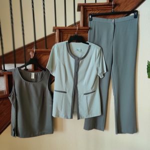 Zoompy 3Pc Vintage Olive Green Pant Suit NWOT